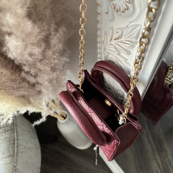 Mini Quilted Burgundy Chain Purse - Picture 5 of 6